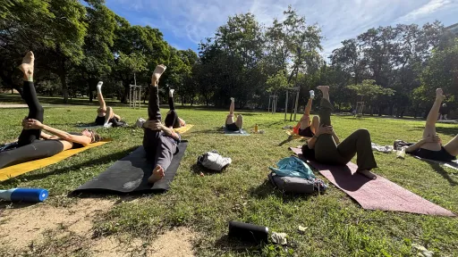 Sunday Morning Vinyasa Flow in Turia Gardens
